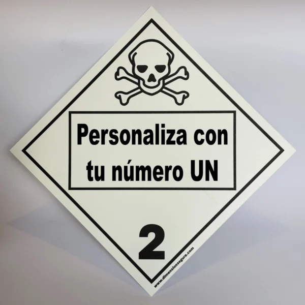 Foto de cartel clase 2.3 con UN personalizado