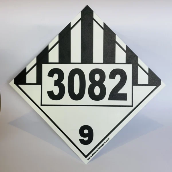 clase9-UN3082-frontal Foto frontal de cartel clase 9 con ejemplo de UN 3082