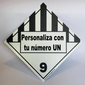 Foto de cartel clase 9 con UN personalizado