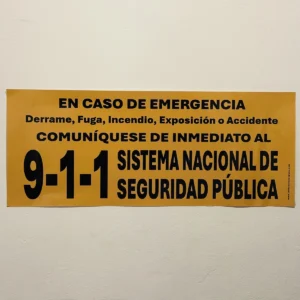 letrero con el número telefónico del 911, foto frontal